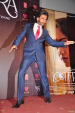 Ranveer Singh at trailor Launch of film Lootera in Mumbai on 15th March 2013 (133).JPG